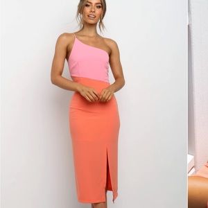 Size 2 xiomar dress from petal and pup. Orange and pink